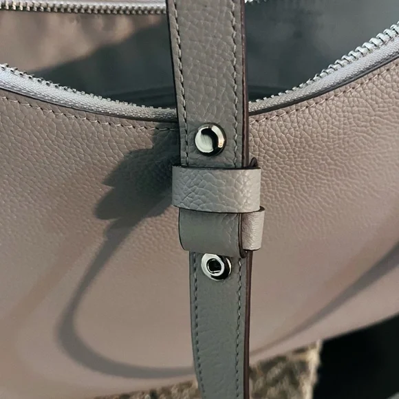 Kate Spade Elegant Gray Shoulder Bag - Picture 5 of 6